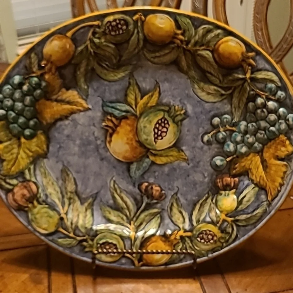 Majolica pottery : Santa Rosa pattern. 2 pieces.(made in mexico) handcrafted.